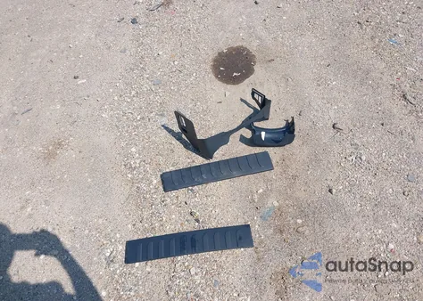 2022 Ford F-250 Xlt from USA, damaged, VIN 1FT7W2B63NEF92059